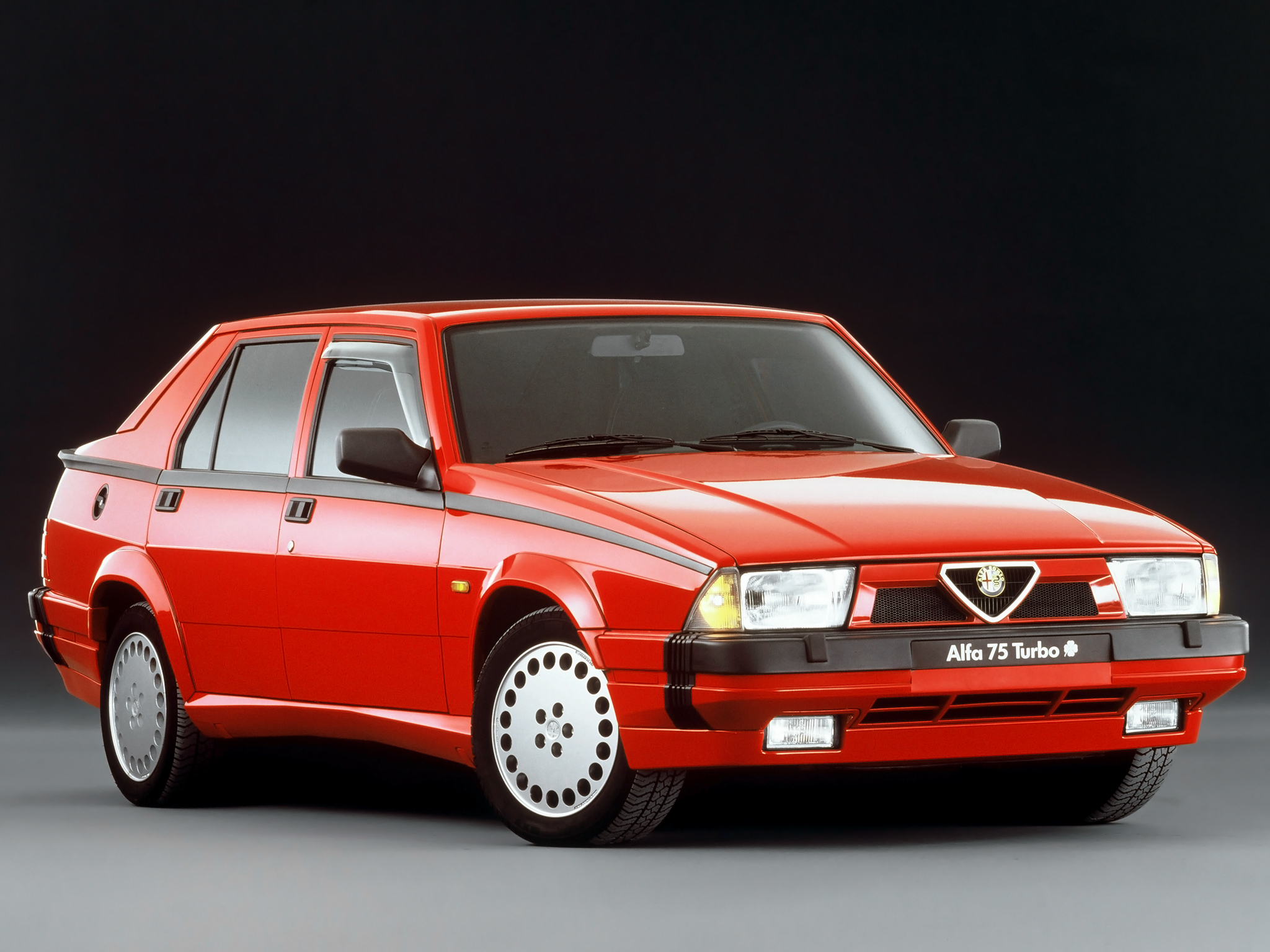 1987 Alfa Romeo 75 - Пробег 113000 км - АвтоГурман